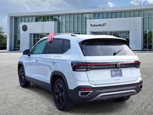 2025 Volkswagen Taos 1.5T SE
