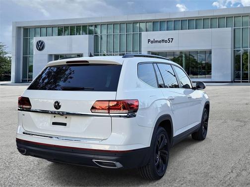 2022 Volkswagen Atlas 2.0T SE w/Technology
