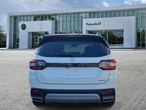 2023 Honda Pilot Touring