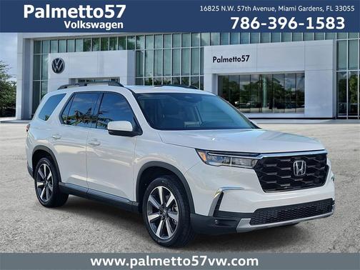 2023 Honda Pilot Touring