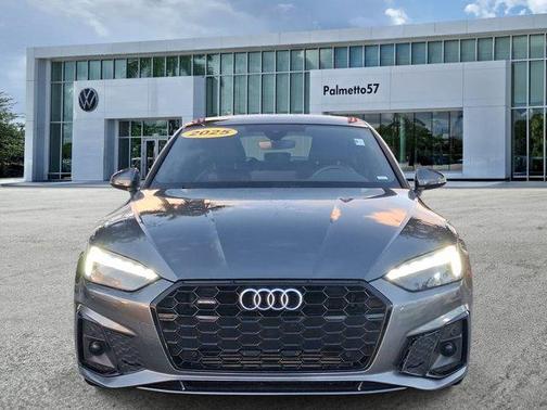 Daytona Gray Pearl Effect 2025 Audi A5 Sportback 45 S line quattro Premium