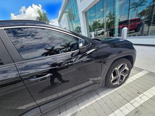 Phantom Black 2022 Hyundai TUCSON SEL