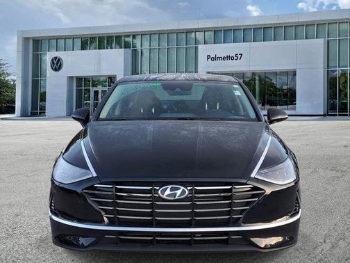 2023 Hyundai SONATA SE