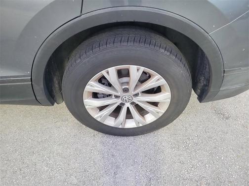 2019 Volkswagen Tiguan 2.0T SE