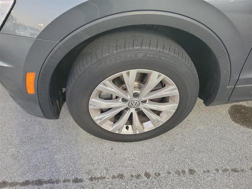 2019 Volkswagen Tiguan 2.0T SE