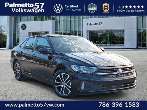Deep Black Pearl Effect 2024 Volkswagen Jetta 1.5T Sport