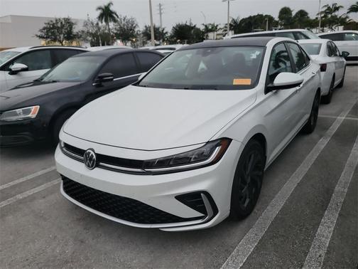 2025 Volkswagen Jetta 1.5T SE