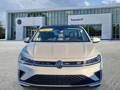 2025 Volkswagen Jetta 1.5T SE