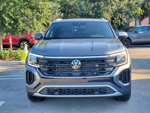 2026 Volkswagen Atlas Cross Sport 2.0T SE