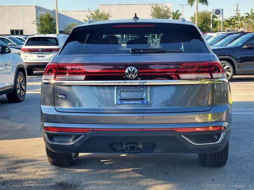 2026 Volkswagen Atlas Cross Sport 2.0T SE