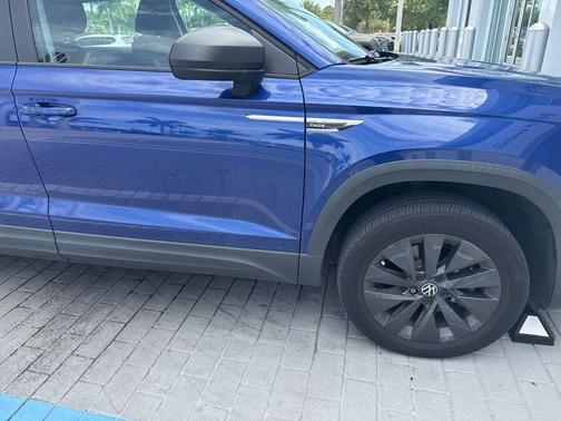 Blue Dusk 2023 Volkswagen Taos 1.5T S