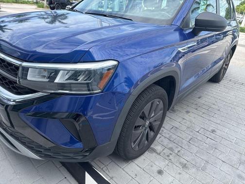 Blue Dusk 2023 Volkswagen Taos 1.5T S