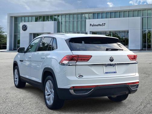 Pure White 2023 Volkswagen Atlas Cross Sport 2.0T SE w/Technology