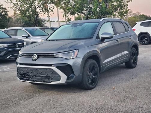 2025 Volkswagen Taos 1.5T SE