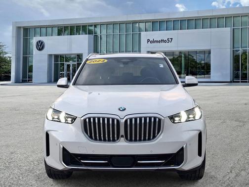 White Metallic 2024 BMW X5 sDrive40i