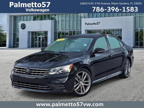 2018 Volkswagen Passat 2.0T R-Line