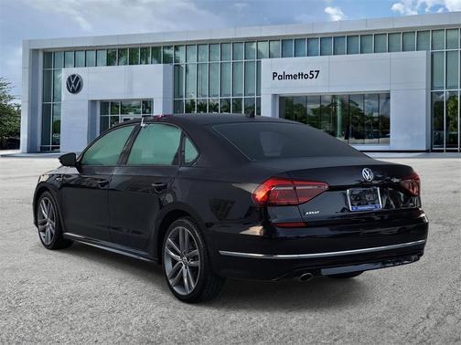 2018 Volkswagen Passat 2.0T R-Line