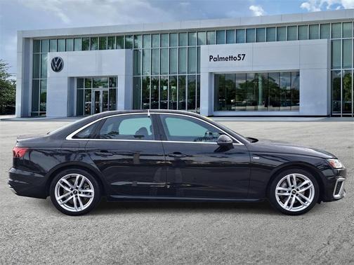 2023 Audi A4 45 S line Premium Plus