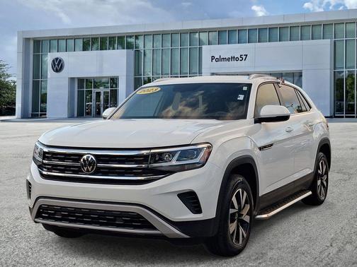 Pure White 2023 Volkswagen Atlas Cross Sport 2.0T SE