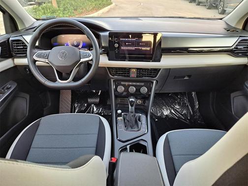 2025 Volkswagen Taos 1.5T S