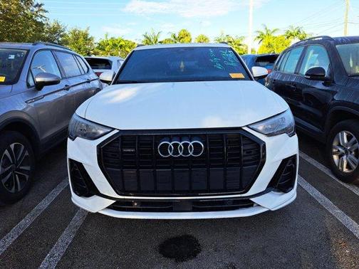 2021 Audi Q3 45 S line Premium