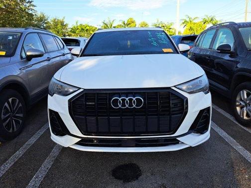 2021 Audi Q3 45 S line Premium