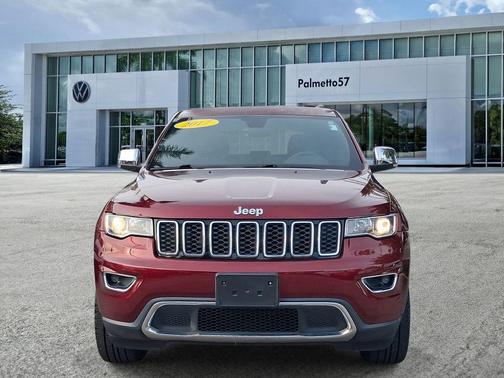 Velvet Red Pearlcoat 2017 Jeep Grand Cherokee Limited