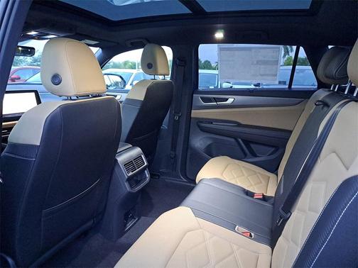 2026 Volkswagen Atlas Cross Sport 2.0T SE