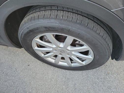 2019 Porsche Cayenne Base