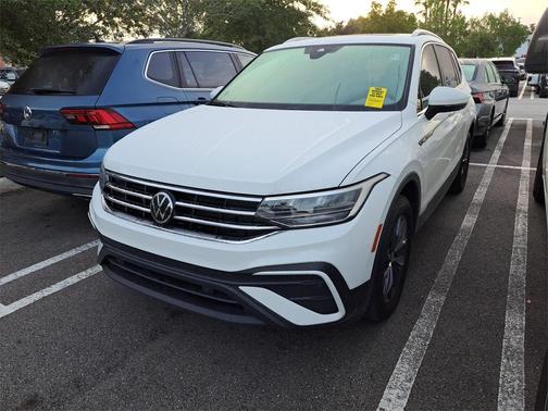 2022 Volkswagen Tiguan 2.0T SE