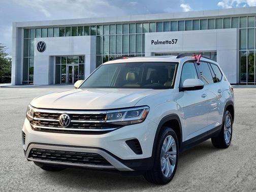 Pure White 2023 Volkswagen Atlas 2.0T SE w/Technology