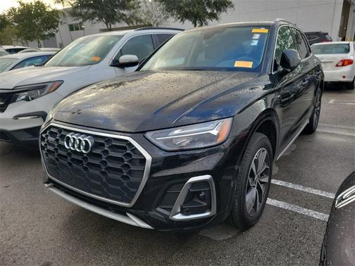 2022 Audi Q5 45 S line quattro Premium