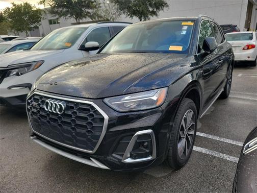 2022 Audi Q5 45 S line quattro Premium