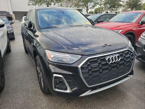 2022 Audi Q5 45 S line quattro Premium