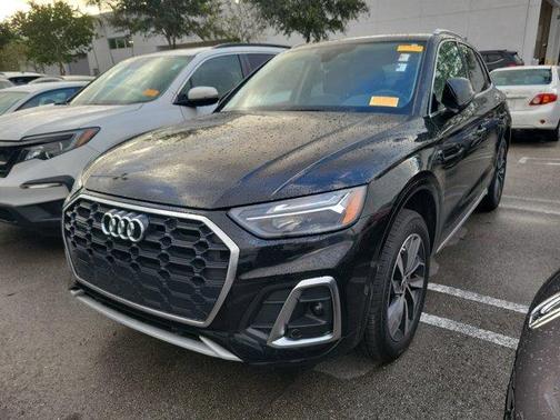 2022 Audi Q5 45 S line quattro Premium