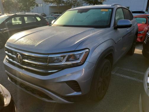 2022 Volkswagen Atlas Cross Sport 2.0T SE w/Technology