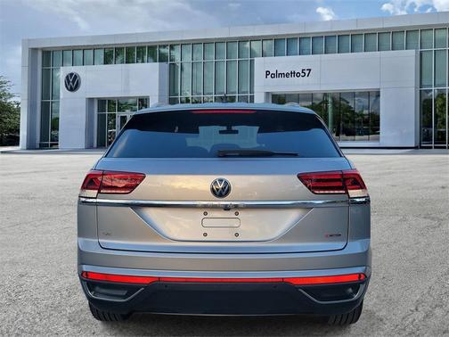 2022 Volkswagen Atlas Cross Sport 2.0T SE w/Technology