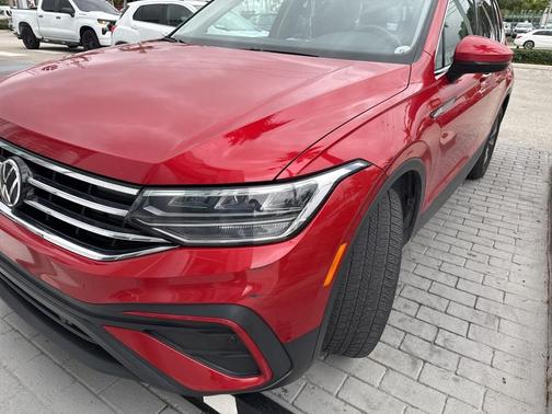 2023 Volkswagen Tiguan 2.0T SE
