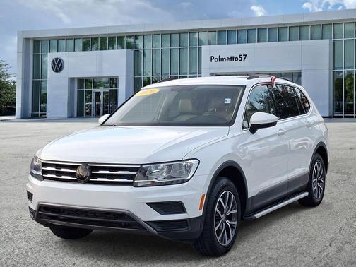 Pure White 2020 Volkswagen Tiguan 2.0T SE