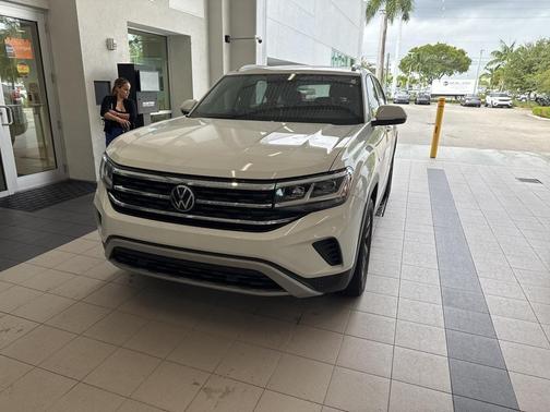2022 Volkswagen Atlas Cross Sport 3.6L V6 SE w/Technology