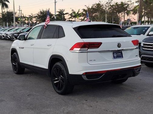 2022 Volkswagen Atlas Cross Sport 3.6L V6 SE w/Technology