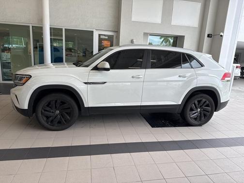 2022 Volkswagen Atlas Cross Sport 3.6L V6 SE w/Technology