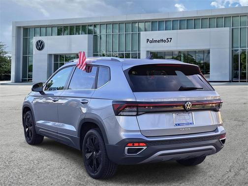2025 Volkswagen Taos 1.5T SE