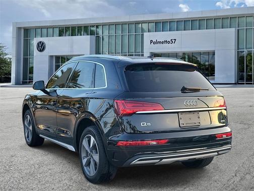 2023 Audi Q5 40 Premium