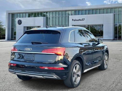 2023 Audi Q5 40 Premium