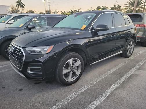 2023 Audi Q5 40 Premium