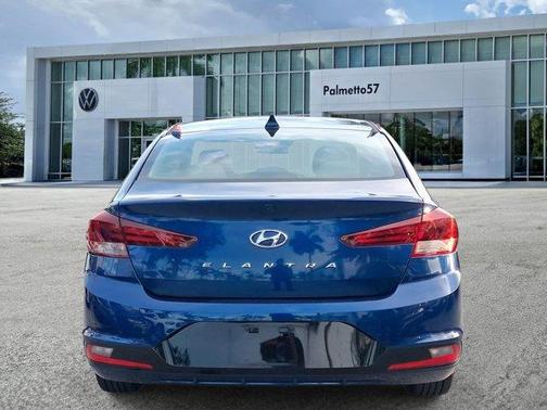 Lakeside Blue 2020 Hyundai ELANTRA SEL