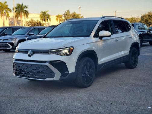 2026 Volkswagen Taos 1.5T SE