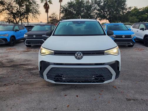 2025 Volkswagen Taos 1.5T S
