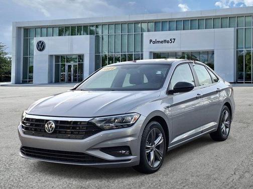 Pyrite Silver Metallic 2021 Volkswagen Jetta 1.4T R-Line